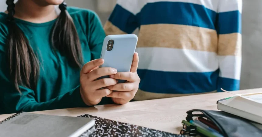 Poslanci schválili pravidlá pre sociálne médiá