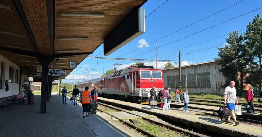Preklad trati pri Liptovskom Mikuláši môže obrať dôležitejšie trate, varujú analytici