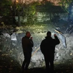 Rusko útočilo raketami na Kyjev, Ukrajina vyslala stovky dronov na Moskovskú oblasť
