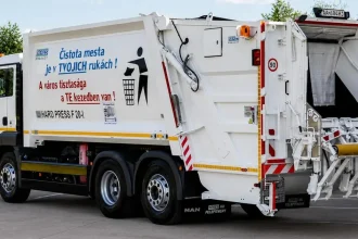 Smetiarske auto za 135-tisíc kúpilo mesto cez firmu primátorovho známeho