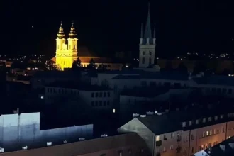 Štyri roky potme: viaceré dominanty bez osvetlenia, výnimka len pre dve
