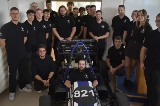 Trenčianski študenti postavili vlastnú formulu s motorom zo Suzuki, váži 320 kilogramov