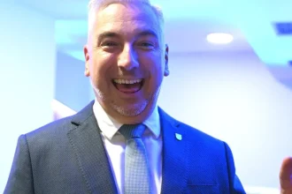 Trnka je unikát. V župných voľbách vyhral tretíkrát, v Košiciach totálny prepadák