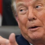 Trump chce ochromiť haagsky tribunál. EÚ hrozí odvetou
