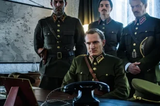 U Sergia Leoneho trval každý pohľad o sekundu dlhšie. U Generála Goliana ešte viac.
