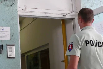 Úrad inšpekčnej služby preveruje nočnú jazdu policajtov v Bratislave