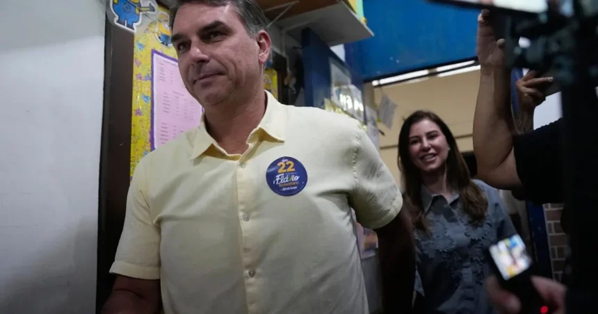 USA plánujú udeliť vízum Fláviovi Bolsonarovi
