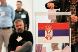Voľby v Srbsku: Účasť voličov je najvyššia v histórii krajiny
