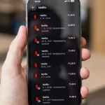 Za streaming niekto dá 130 eur, iný dve. Ako mladí Slováci čelia drahým službám?